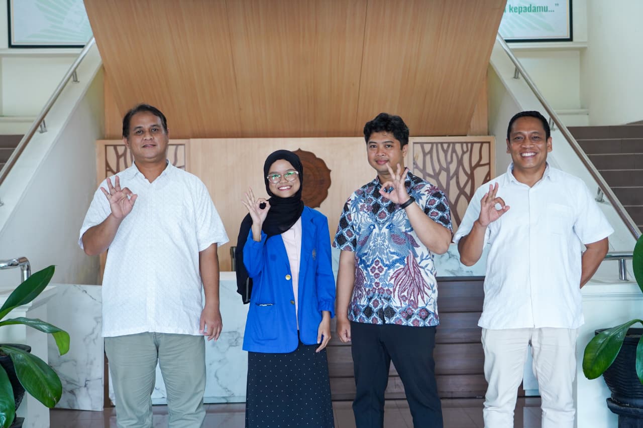 Alumni PBI UMP Mengajar di Thailand, Perluas Kiprah Lulusan di Tingkat Internasional